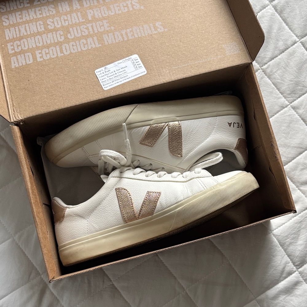 Veja Campo Sneakers Cream and Gold